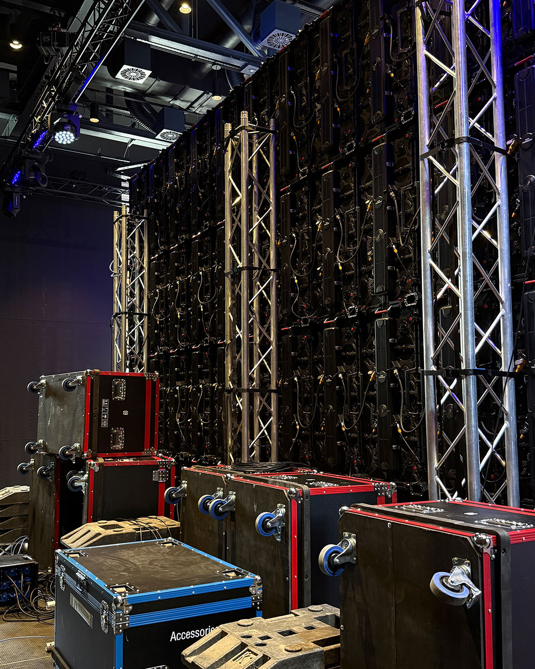 Backstage LED stena