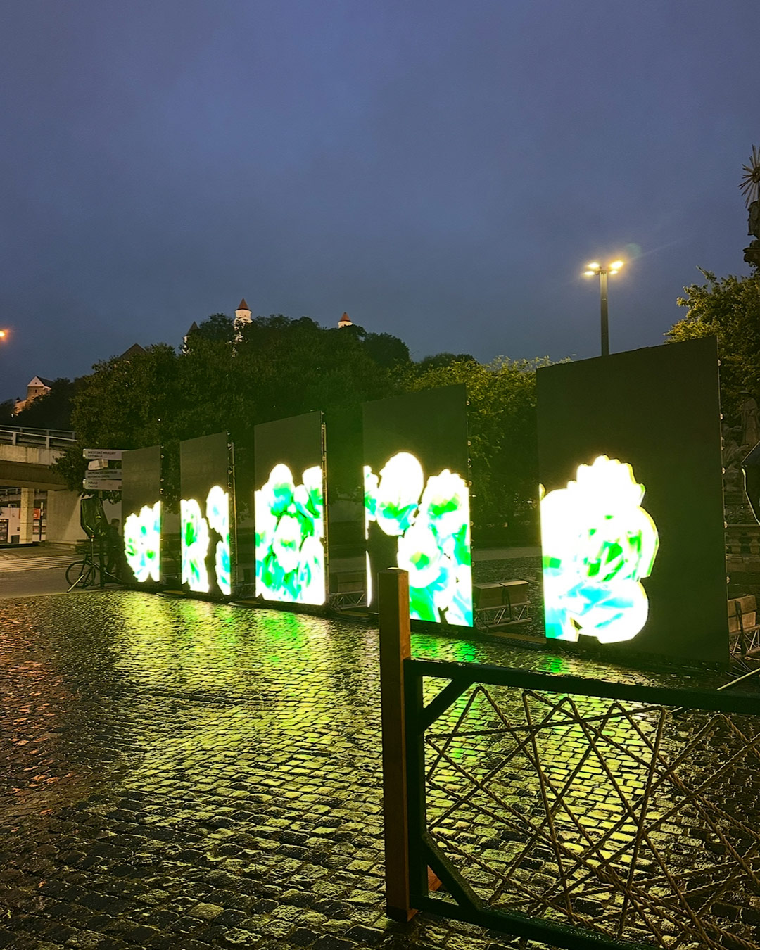 Inštalácia Biela noc